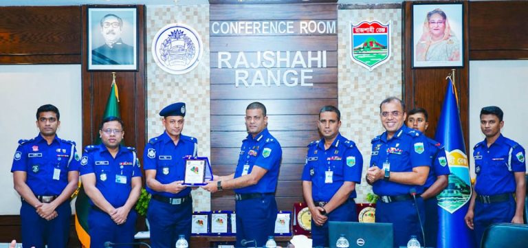 রাজশাহী রেঞ্জ পুলিশের মাসিক অপরাধ পর্যালোচনা সভা