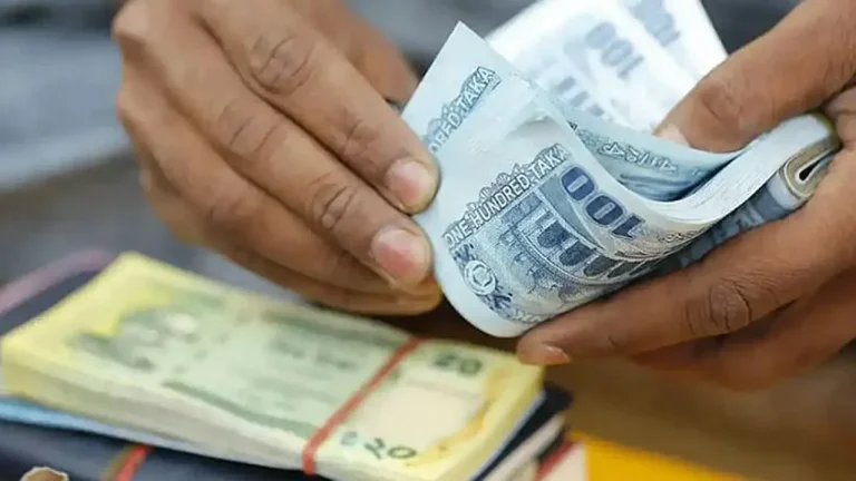 ক্ষুদ্রঋণের পরিচিতি বদলে ফেলা হচ্ছে
