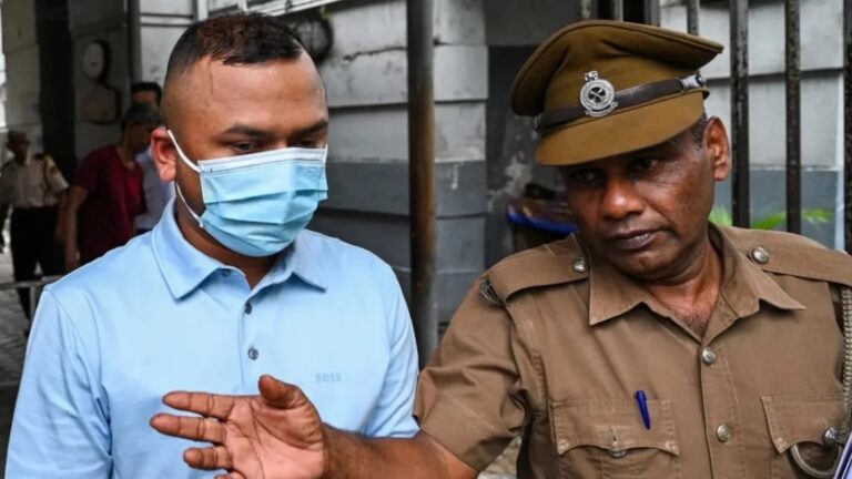 ফিক্সিং সন্দেহে গ্রেপ্তার মালিক
