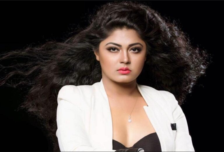 ফের কাজে নিয়মিত হচ্ছেন মৌসুমী হামিদ