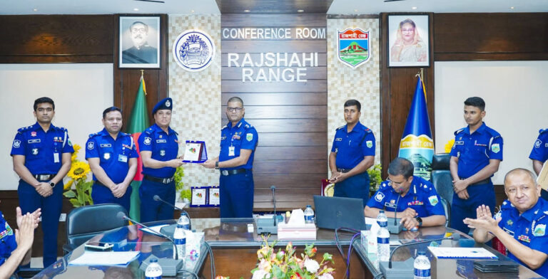 রাজশাহী রেঞ্জে আবারো শ্রেষ্ঠ ওসি হলেন সাজ্জাদ হোসেন
