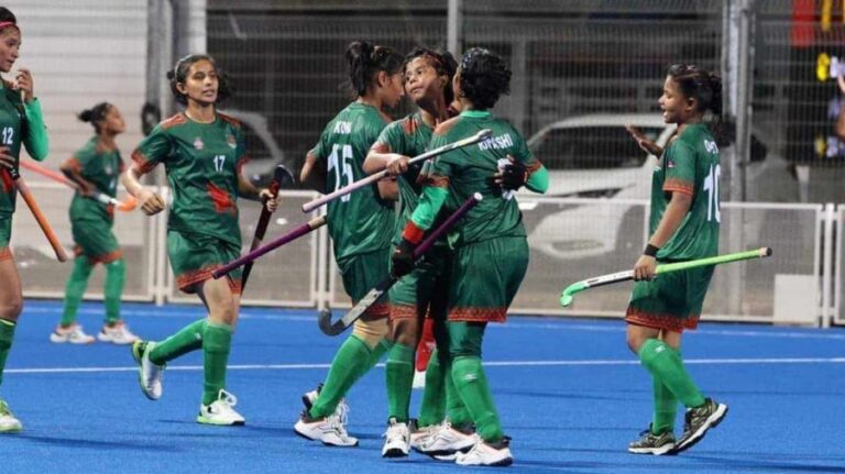 সিঙ্গাপুরকে হারিয়ে রানার্সআপ বাংলাদেশের মেয়েরা
