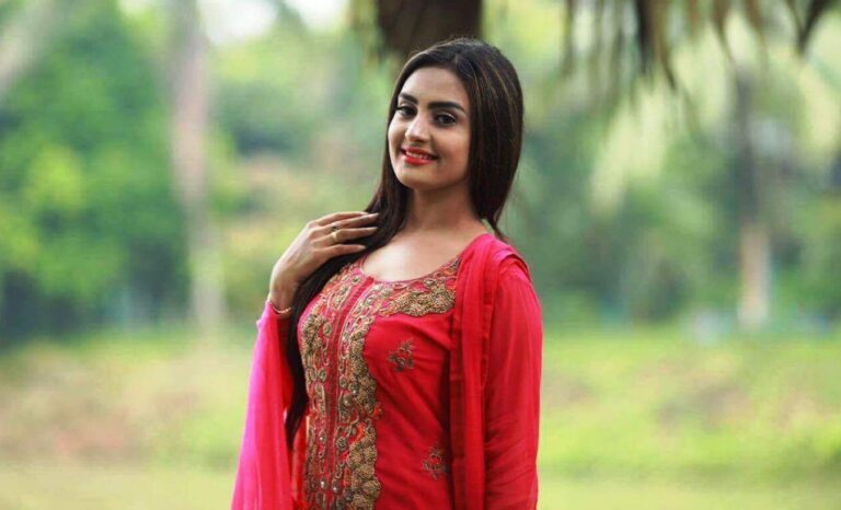 নিঝুম রুবিনার নতুন পরিচয়