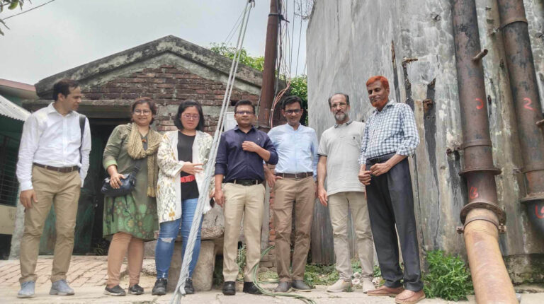 চাঁপাইনবাবগঞ্জে বিভিন্ন সেচ প্রকল্প পরিদর্শন এডিবির প্রতিনিধি দলের