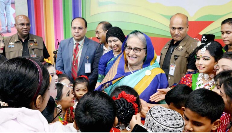 আমাদের একদিন চাঁদে যেতে হবে : প্রধানমন্ত্রী