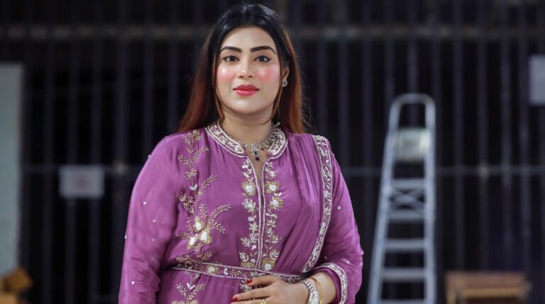 দুবাইয়ের শেখ বিয়ে করবেন নায়িকা মিষ্টি জান্নাত