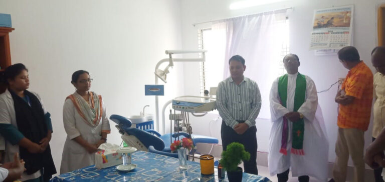 আমনুরা মিশন হাসপাতালে ডেন্টাল ইউনিটের উদ্বোধন
