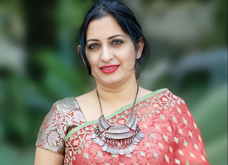 আমার কোনো ফেসবুক পেইজ নেই : বিপাশা হায়াত