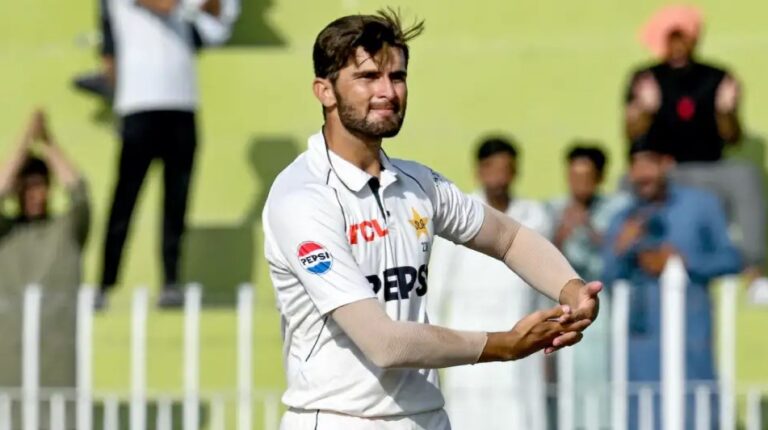 আফ্রিদিকে ছাড়াই দল ঘোষণা করলো পাকিস্তান