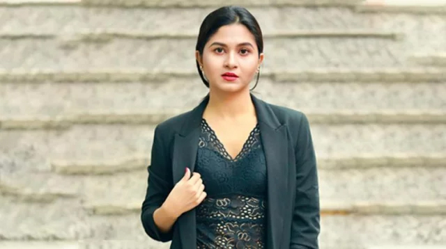 কাজী নজরুলের বায়োপিকে স্পর্শিয়া