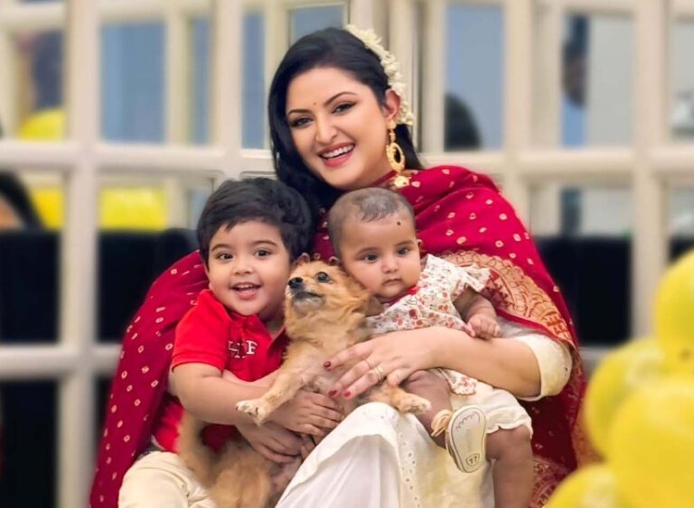‘ডিভোর্স অ্যানিভার্সারি’ পালন করলেন পরীমণি