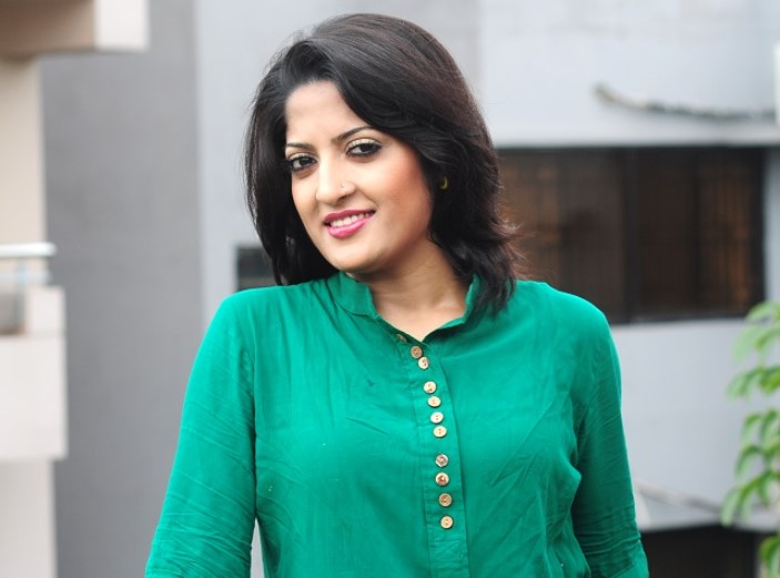 বেরিয়ে এল অভিনেত্রী হিমুর মৃত্যুর কারণ
