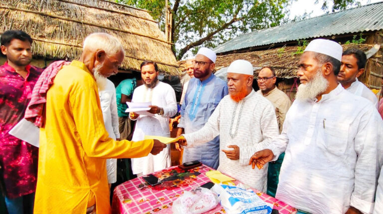 বন্যায় ক্ষতিগ্রস্ত ৪০০ পরিবারকে আর্থিক সহায়তা জামায়াতের