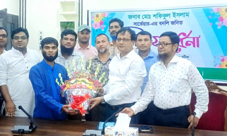 চাঁপাইনবাবগঞ্জ জেলা পরিষদের দুই সার্ভেয়ারের বিদায়-বরণ
