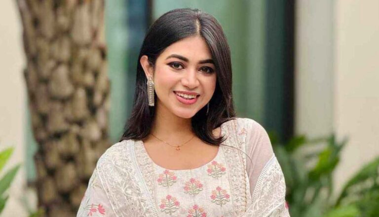 বিয়ের পিঁড়িতে বসলেন উর্বী