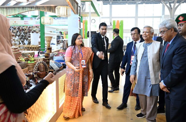 উদ্যোক্তা তৈরিতে উপজেলা পর্যায়ে বাণিজ্য মেলা আয়োজনের পরামর্শ : প্রধান উপদেষ্টা