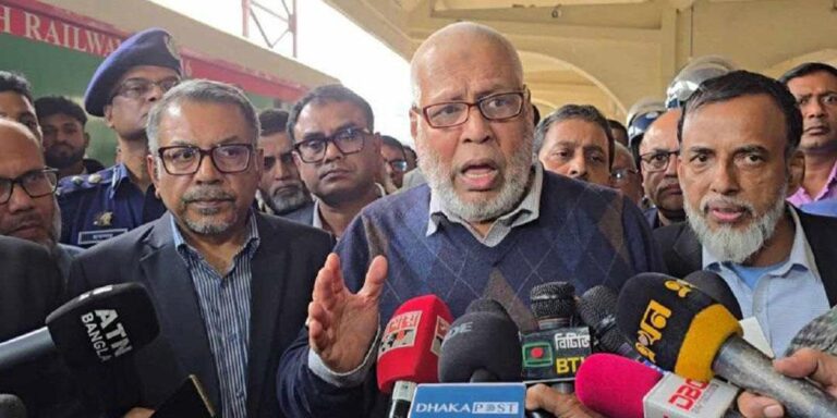 স্টাফদের দাবির বিষয়ে সরকারের আলোচনার দরজা খোলা : উপদেষ্টা