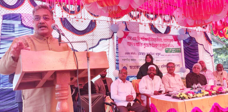 কৃষ্ণগোবিন্দপুর বালিকা উচ্চ বিদ্যালয়ে বিদায় বরণ ও বার্ষিক পুরস্কার বিতরণ