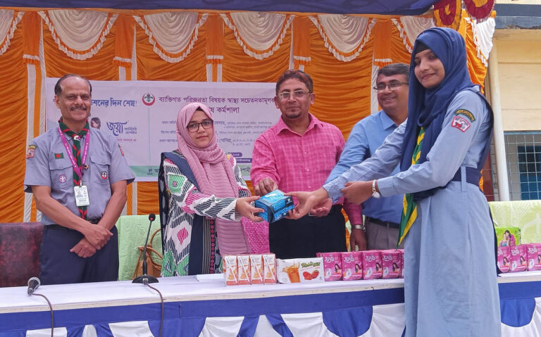 সুস্থ থাকতে ব্যক্তিগত পরিচ্ছন্নতা সম্পর্কে সচেতনতা জরুরি