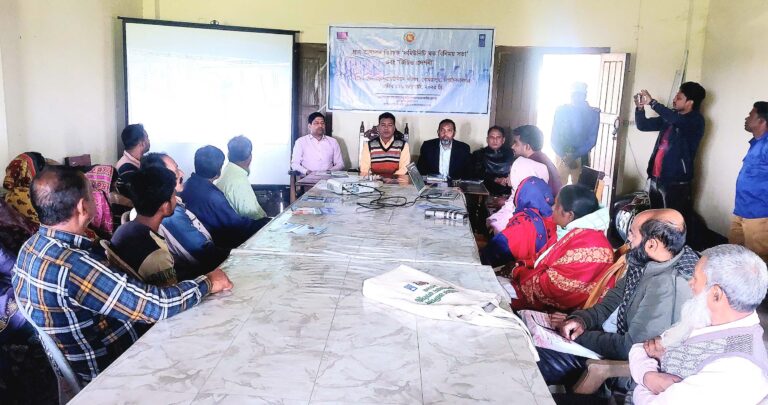 গোমস্তাপুরে গ্রাম আদালত বিষয়ক মতবিনিময় সভা