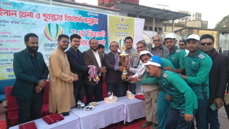 চাঁপাইনবাবগঞ্জে টি-১০ ক্রিকেটে শাহ নেয়ামতুল্লাহ কলেজ চ্যাম্পিয়ন