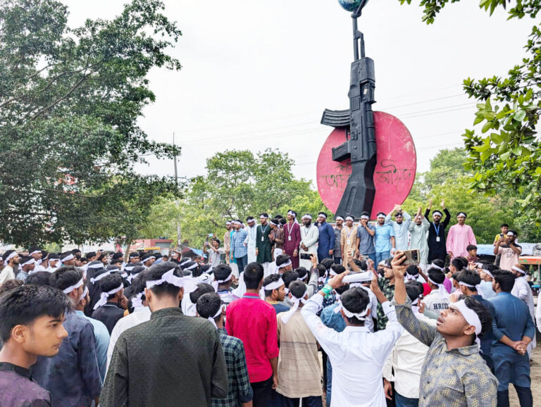 ছয় দাবিতে পলিটেকনিক ইনস্টিটিউটের শিক্ষার্থীদের কর্মসূচি অব্যাহত