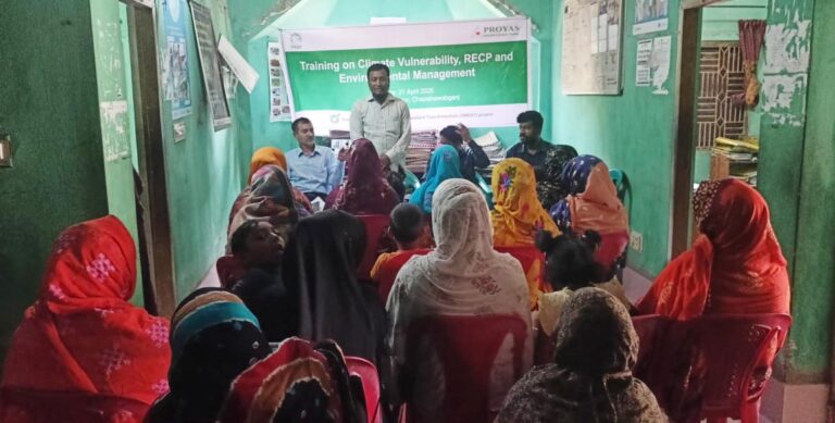 শিবগঞ্জে জলবায়ু ও পরিবেশ ব্যবস্থাপনা বিষয়ে প্রশিক্ষণ
