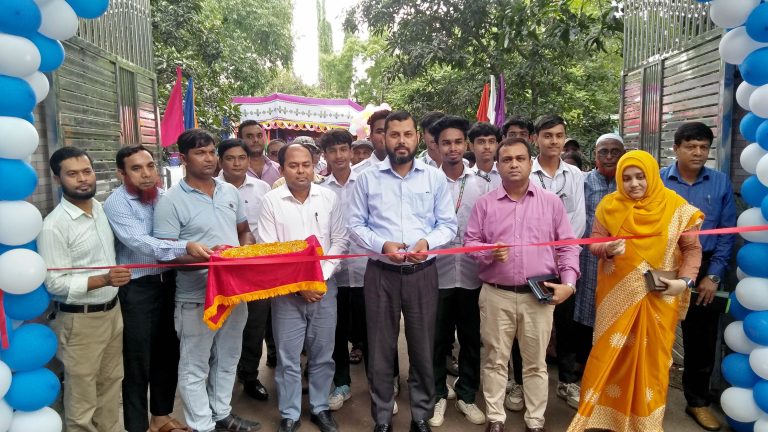 মডেল ভূমি অফিসে রূপান্তর করতে চাই : জেলা প্রশাসক আব্দুস সামাদ