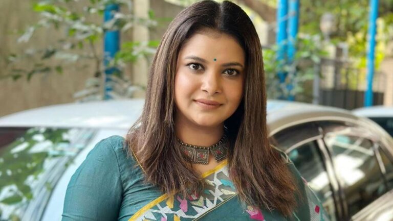 আফসোসের গল্প শোনালেন শবনম ফারিয়া