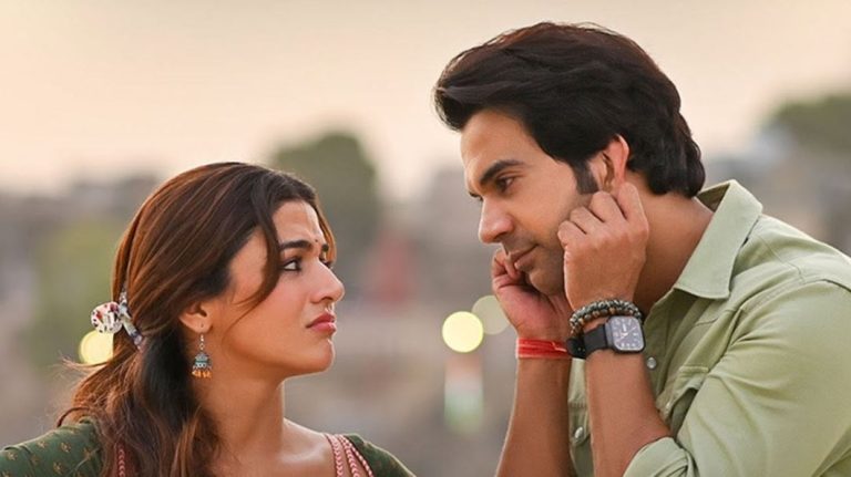 বক্স অফিসে ঝড় তুলেছে ‘ভুল চুক মাফ’