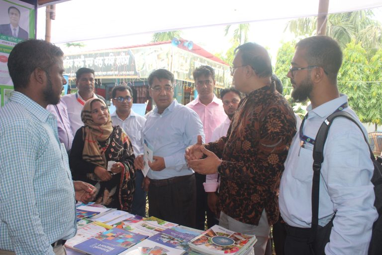 গোদাগড়ীতে নারীর আর্থিক অন্তর্ভুক্তি ত্বরান্বিতকরণ বিষয়ে কর্মশালা