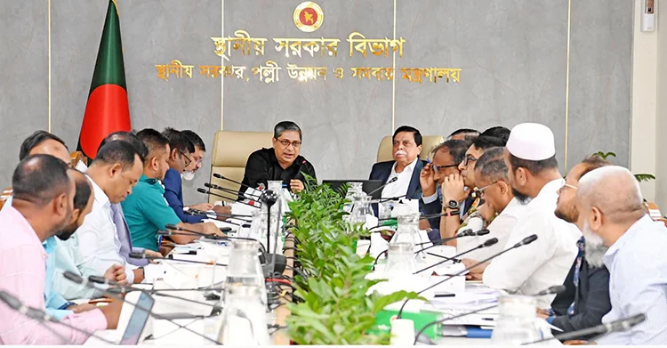 ব্যাটারিচালিত রিকশা ব্যবস্থাপনায় নীতিমালা প্রণয়নের উদ্যোগ