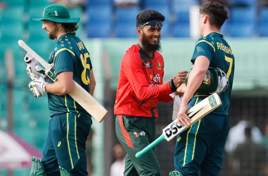 অস্ট্রেলিয়ার কাছে হোয়াইটওয়াশ হলো বাংলাদেশ