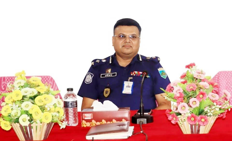 শান্তিপূর্ণভাবে দুর্গোৎসব সম্পন্ন হওয়ায় কৃতজ্ঞতা ও  অভিনন্দন পুলিশ সুপারের