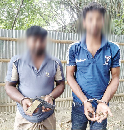 শিবগঞ্জে আগ্নেয়াস্ত্রসহ  দুজন গ্রেপ্তার