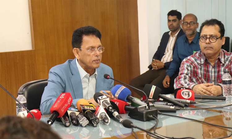প্রশ্নফাঁস ও গুজব রোধে   সাইবার নজরদারি জোরদার   করা হয়েছে : শিক্ষামন্ত্রী